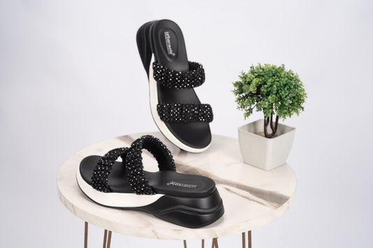 Top Slippers for Women in Pakistan – Trendy & Cozy Styles for All Events